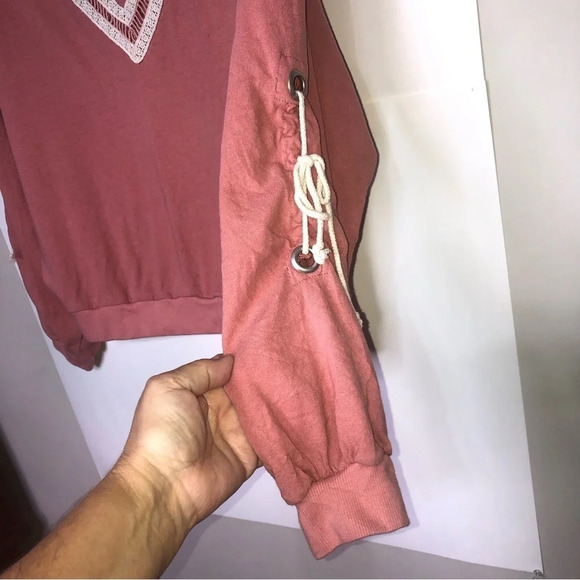 5/$25 Listicle Lightweight Pullover Sweatshirt Sweater M Embroidery Ribbed - Picture 10 of 10